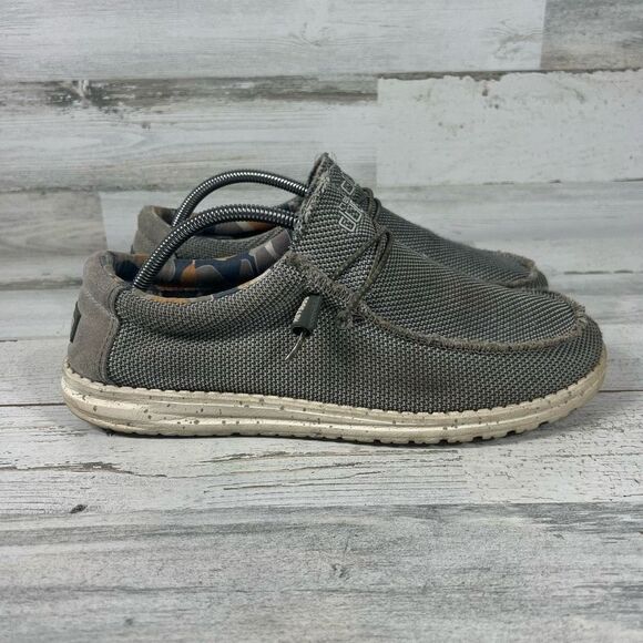 Hey Dude Mens Wally Sox Slip‎ On Asphalt Casual Loafers Shoes Gray Size 11 - Picture 1 of 8